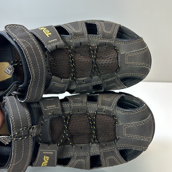 Teva Forebay Fisherman Hiking Sandals Size 12